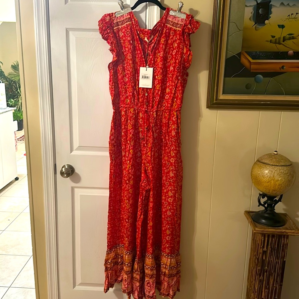 SPELL. NWT. Dahlia Jumpsuit-Red. Size L.